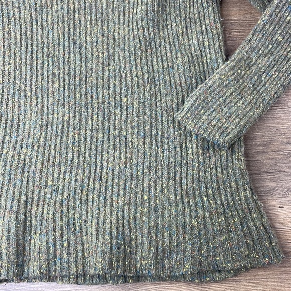 Sundance Merino Wool Blend Green Multi Fleck Ribbed Sweater, size small - Picture 4 of 9